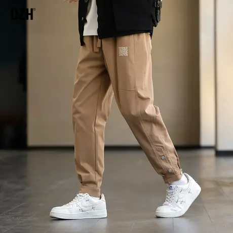 男生卡其色排扣运动裤男宽松束脚春夏裤子2023新款休闲长裤哈伦裤商品大图