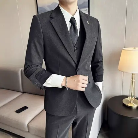 意式活袖衩大码薄款外套男夏季垂感修身西服新郎结婚礼服三件套潮图片