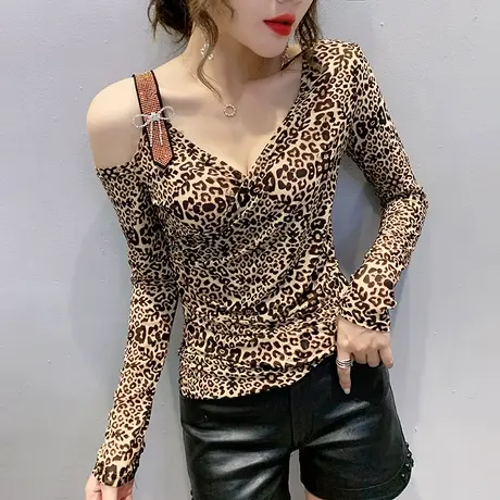 春秋气质女装性感露肩T恤女长袖不规则V领豹纹上衣洋气百搭打底衫商品大图