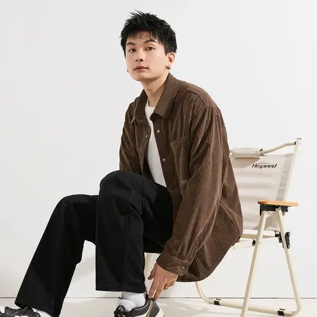 唐狮秋冬新款男翻领前胸单口袋文字绣花拼接休闲灯芯绒衬衫潮TD图片