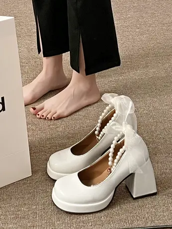 玛丽珍高跟鞋女粗跟2023春秋季法式小皮鞋配裙子大码珍珠漆皮单鞋图片
