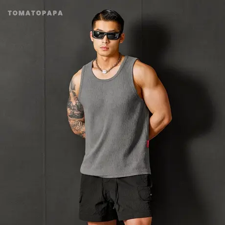 TOMATOPAPA美式复古背心男款圆领弹力休闲夏季运动健身开衩无袖t图片