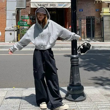 KV真维斯灰色短款卫衣外套2025新款秋冬季修身连帽开衫韩系上衣女商品大图