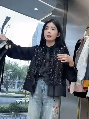 国风重工盘扣亮片马甲女2025春季轻奢洋气设计感无袖立领马夹外套商品大图