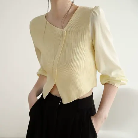 2023春秋新款气质针织衫女泡泡袖设计感小众毛衣上衣韩版图片