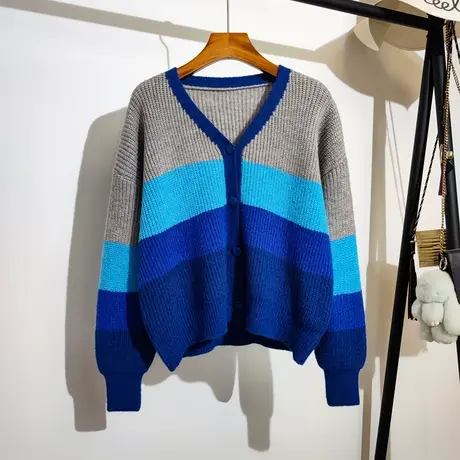 渐变色条纹针织开衫女秋冬新款宽松复古v领时尚气质短款毛衣外套商品大图