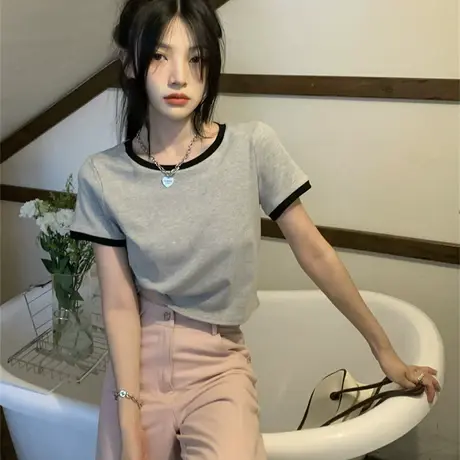 夏季纯欲bm风短款T恤女拼接撞色正肩短袖设计感小众修身辣妹上衣图片