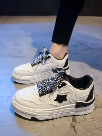 黑白复古星星小白鞋子女2023春秋新款百搭学生高颜值运动休闲板鞋商品大图