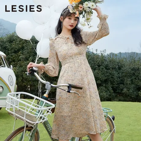 LESIES蓝色倾情春夏新甜美碎花裙子木耳边系带设计雪纺连衣裙图片