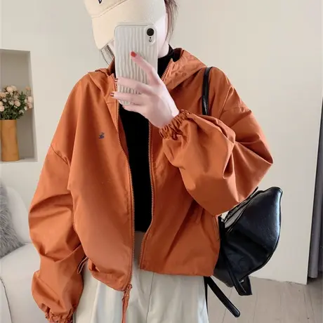 短款小个子连帽冲锋衣女2023年新款秋季宽松休闲百搭夹克外套上衣图片