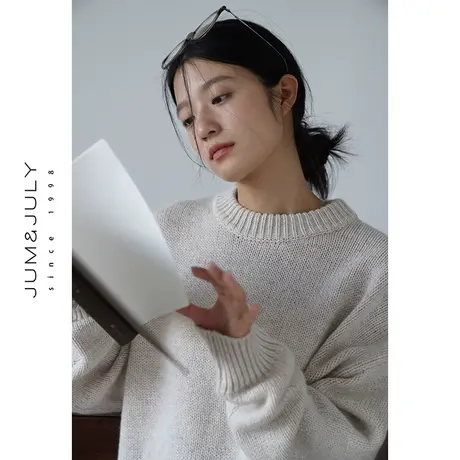 嘉茱莉2023秋季新款圆领套头羊毛针织衫女短款宽松毛衣套头上衣商品大图
