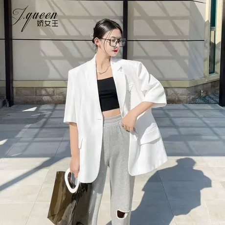 白色西装外套女短袖夏季薄款设计感宽松廓形休闲炸街宽肩小西服潮图片