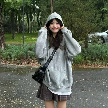 爱心印花美式连帽卫衣女春秋冬薄款设计感宽松慵懒风上衣加绒外套图片