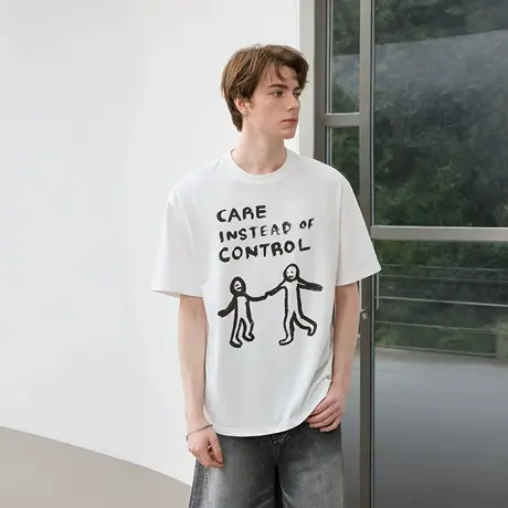 【馋嘴屋直播专享 】Lilbetter标语卡通简笔画小人印花短袖T恤男图片