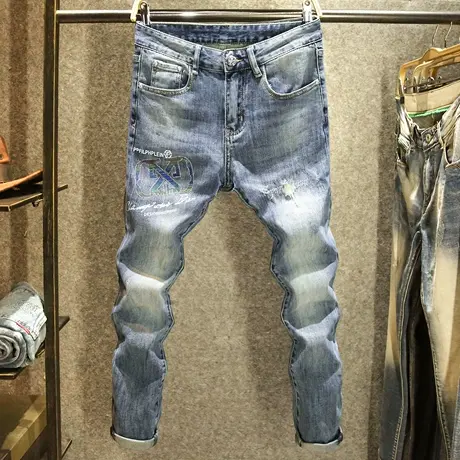 2023新款手工烫钻牛仔裤男款修身小脚裤潮牌破洞补丁长裤子秋冬款图片