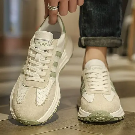 莆田男鞋春夏季潮流休闲运动鞋男款青少年厚底真皮防滑阿甘老爹鞋图片