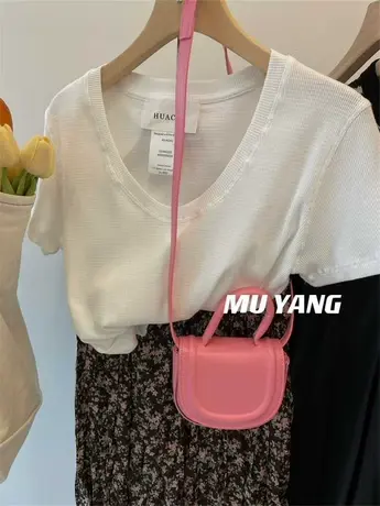 又纯又辣 不失简单的tee！韩国 洋气u领修身短袖t恤打底衫女上衣商品大图