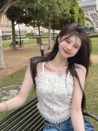 吊带背心女夏季薄内搭带胸垫内衣短款设计感小众外穿抹胸上衣黑白商品大图