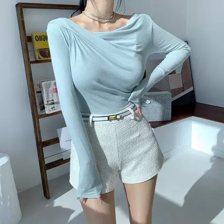 Onoev春秋设计感一字肩上衣性感心机露肩锁骨T恤女长袖打底衫图片