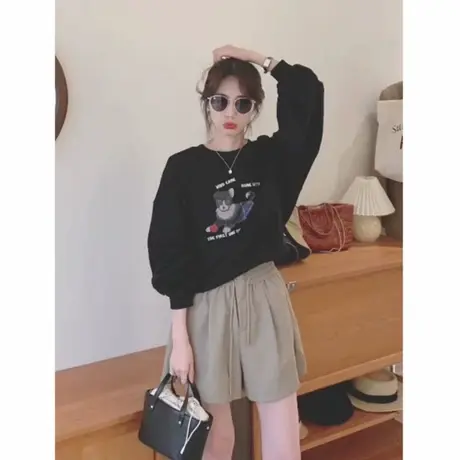 早秋女2025新款爆款黑色印花圆领小个子卫衣春秋款高级感短款上衣图片
