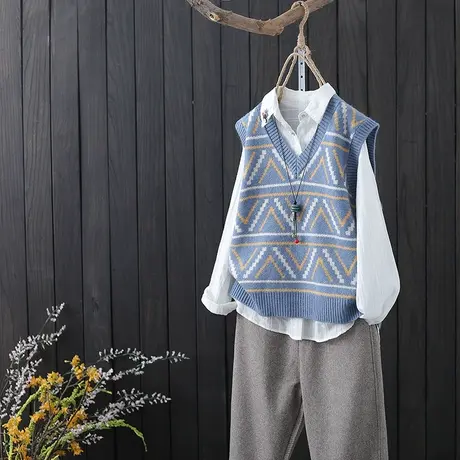 春秋新款V领套头针织马甲文艺三角提花线衣背心宽松外搭坎肩女装商品大图