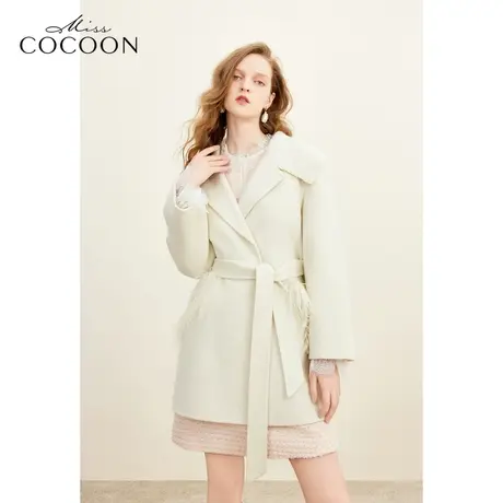 missCOCOON静奢风外套2023冬季新女珍珠花边鸵鸟毛装饰毛呢大衣图片