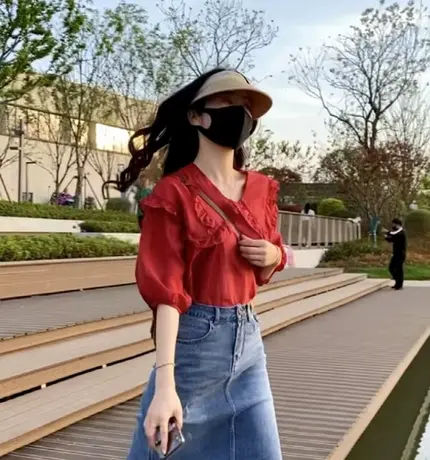2023夏季新款花边领衬衣上衣娃娃领拼接荷叶边泡泡短袖百搭衬衫女图片
