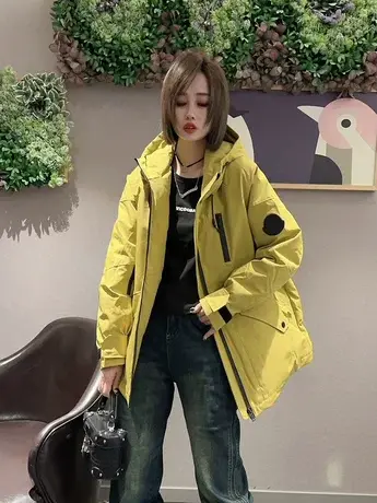 欧货2023冬季新品冲锋衣羽绒服女工装派克服防风连帽加厚保暖外套图片