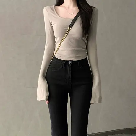 长袖t恤女春秋季2023新款打底衫修身洋气内搭设计感小众方领上衣商品大图