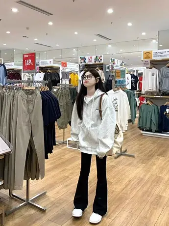 高级感白灰色开衫卫衣女2023爆款春秋宽松慵懒风美式复古连帽外套商品大图