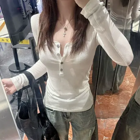 白色长袖T恤女春秋季修身韩版内搭打底衫纽扣半开领设计感上衣潮商品大图