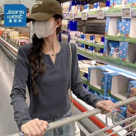 NOB真维斯t恤女长袖灰色v领短款上衣2025新款春秋修身正肩打底衫商品大图