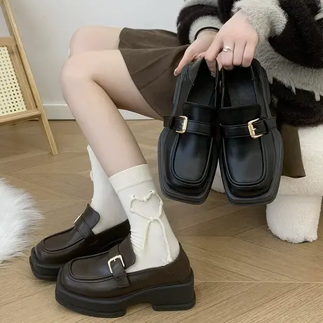 甜酷日系平底复古英伦通勤小皮鞋女2023新款秋天秋冬季厚底乐福鞋图片