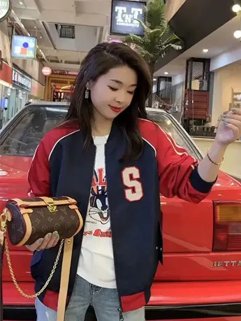 欧货春秋美式复古小众拼接棒球服短外套女小个子设计休闲夹克上衣商品大图