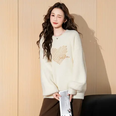 唐狮秋冬季新款圆领套头毛衣女甜美气质慵懒爱心宽松上衣TE图片
