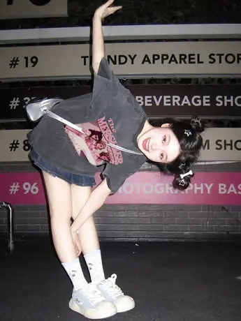 纯棉美式复古水洗做旧短袖t恤女夏季设计感小众潮牌独特宽松上衣商品大图