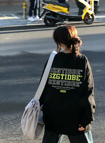 圆领卫衣女小个子潮牌美式复古春秋2023新款宽松薄款无帽长袖上衣图片