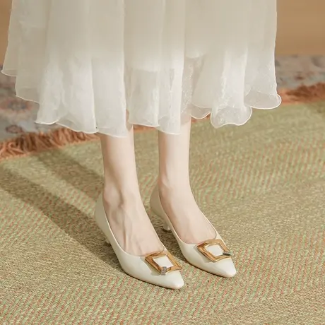 高跟鞋女2023年新款秋季漆皮性感尖头法式细跟软皮单鞋女气质百搭图片