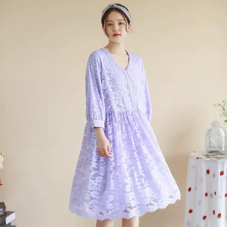胖妹妹秋季2023新品复古V领蕾丝连衣裙 大码微胖七分袖显瘦蕾丝裙商品大图