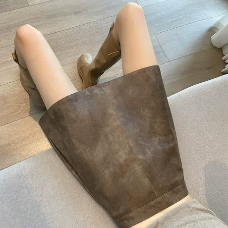 棕色皮裙女春秋季2024新款半身裙高腰复古磨砂哑光PU皮A字短裙子图片