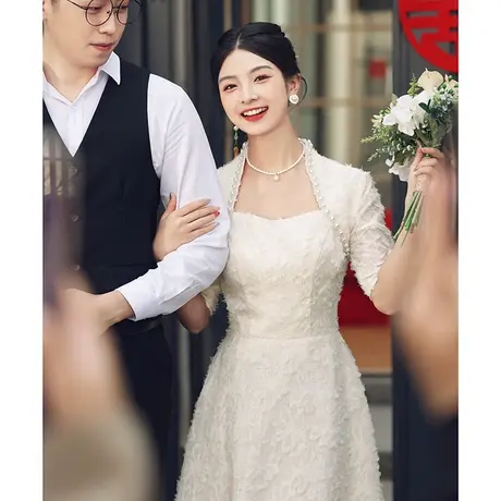 领证登记小礼服夏季茶歇法式方领订婚连衣裙平时可穿香槟色高级感图片