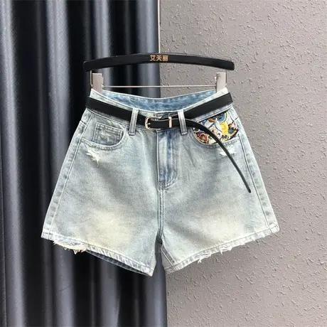 2023夏季新款浅蓝色个性国潮风刺绣牛仔短裤女宽松显瘦磨破阔腿裤商品大图