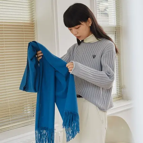 omont蛋挞家 复古坑条绣花羊毛毛衣女2021新款设计感短款针织上衣图片