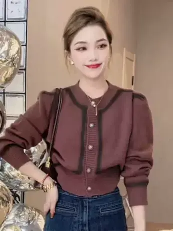 2023秋冬新款设计感针织开衫女慵懒风毛衣短外套时尚百搭长袖上衣图片