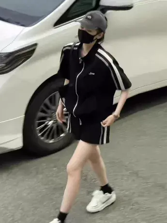 大码美式运动服套装女夏季新款胖mm宽松时尚短袖短裤两件套200斤商品大图