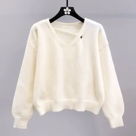 小清新爱心斜扣毛衣女秋冬2023年新款宽松设计感小众减龄针织上衣图片