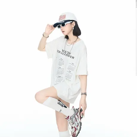 2025夏季新款字母日历印花宽松短袖T恤女潮酷街头风情侣半袖上衣商品大图
