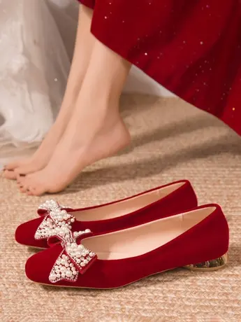 粗跟婚鞋女春季2023年新款中式红色新娘鞋子不累脚孕妇可穿高跟鞋图片