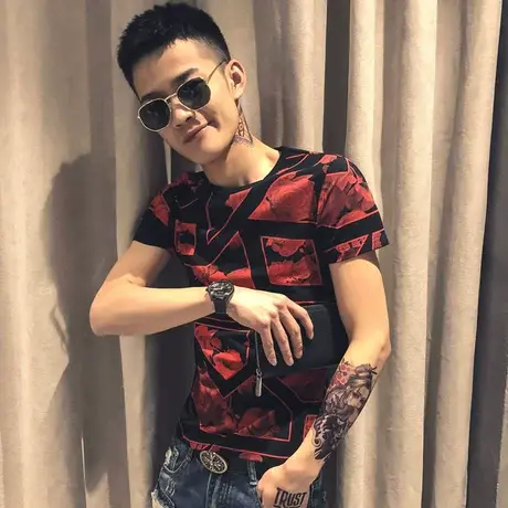 2023时尚小伙修身男潮流时尚韩版修身休闲帅气网红短袖T恤社会tee商品大图