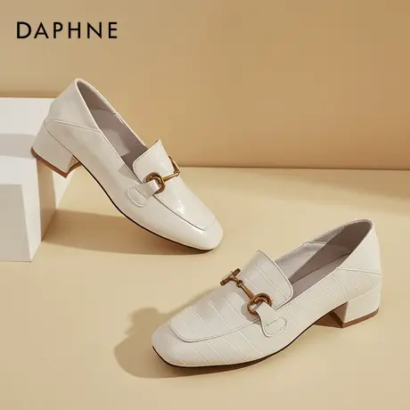 达芙妮漆皮单鞋女乐福鞋中跟一脚蹬2020新款马衔扣英伦风小皮鞋女商品大图